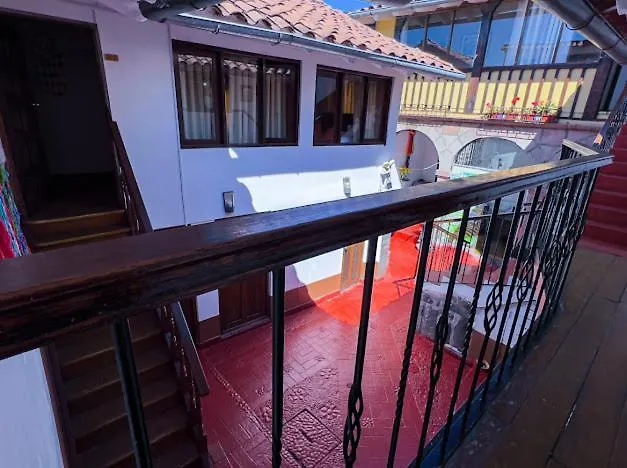 Cusi Bed & Breakfast *